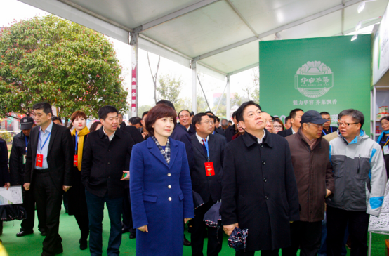 華容縣和諧菜業(yè)有限公司,華容魚酸菜,酸豆角,小米辣